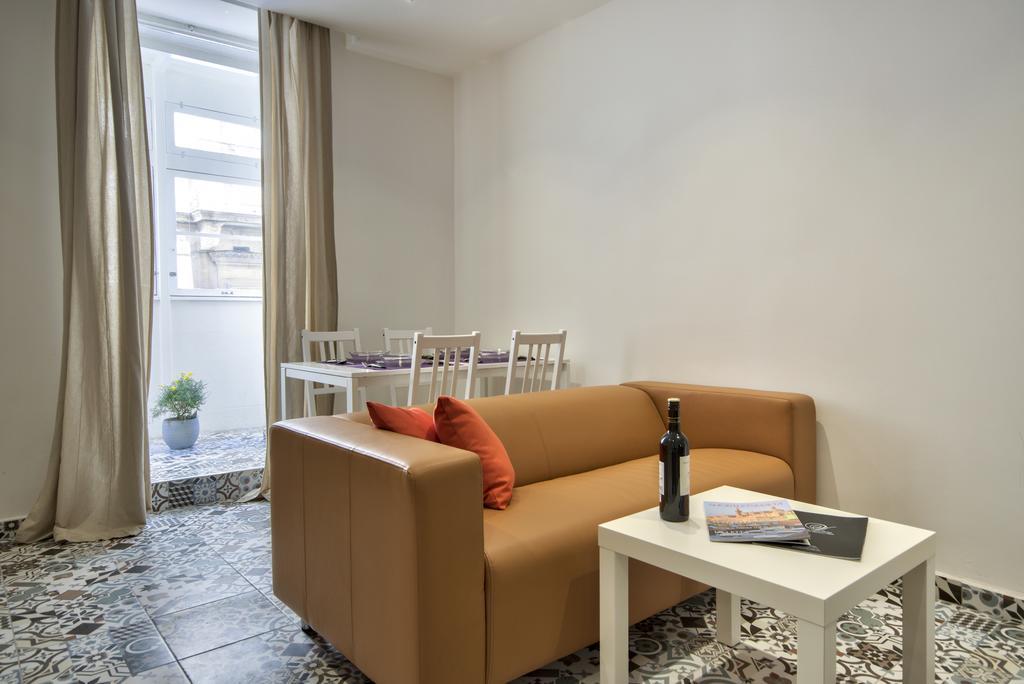 Central Valletta Two Bedroom Apartment Exterior photo