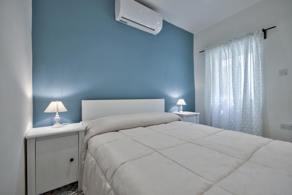 Central Valletta Two Bedroom Apartment Exterior photo